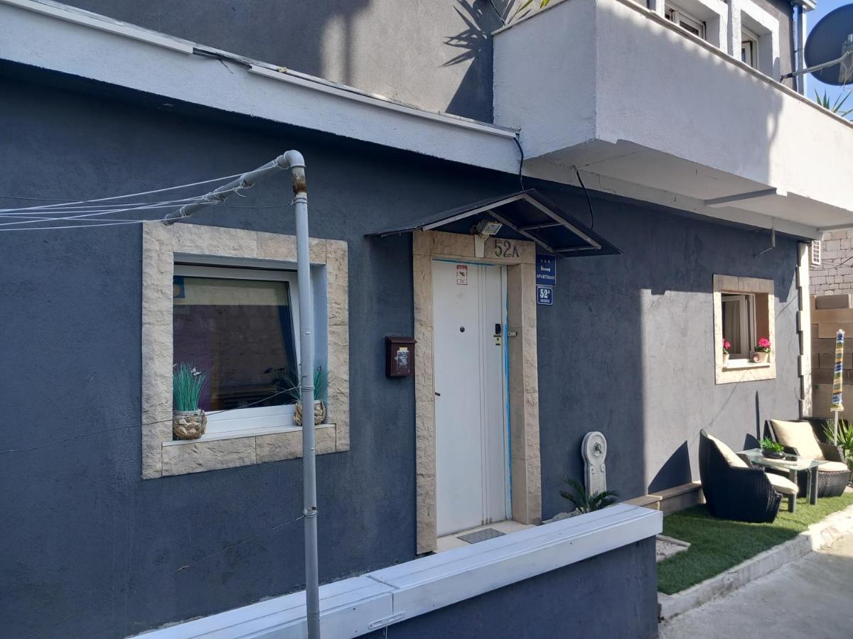 S-Type Apartment In The Center Split Exterior photo